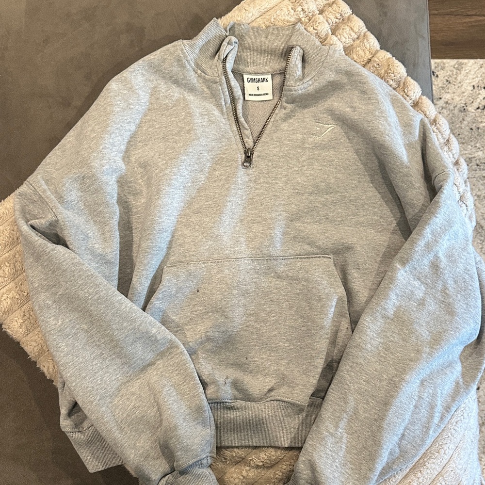 Gymshark Light Gray Zip-Up Men's Sweater